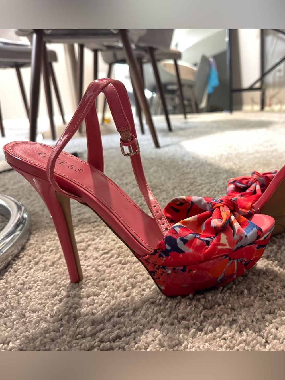 GUESS Bright Pink Floral Knot SEXY summer vacation Platform Sandals